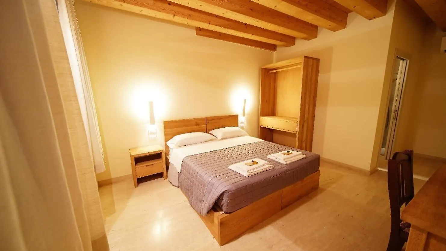 Destiny Home & Rooms Soave Soave (Verona)